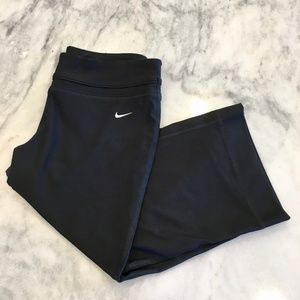 Nike Dri-Fit Cropped Leggings